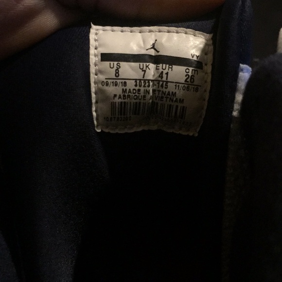 Jordan shoes - Picture 2 of 2